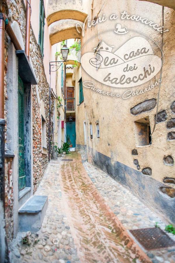 La Casa Dei Balocchi B&B Toirano Exterior photo